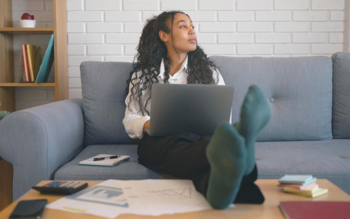 Detailed financial analysis documents and calculation worksheets at caurithen